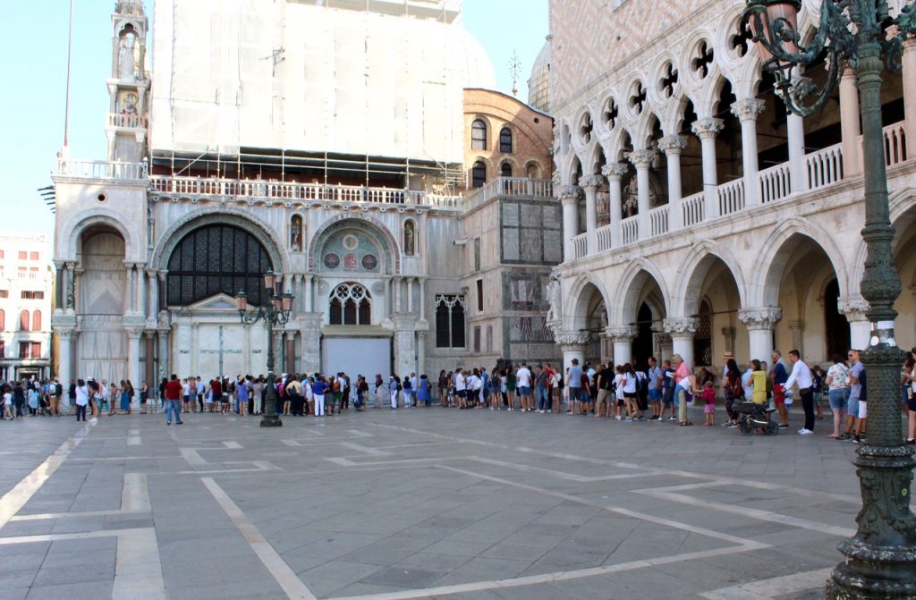 Long lines in front of Basilica di San Marco in Venice - Passports and Spice
