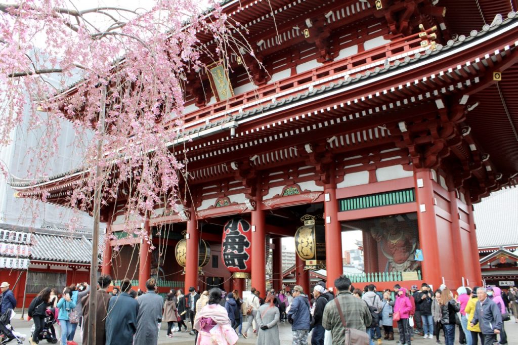 Sensoi Temple in Tokyo - Passports and Spice
